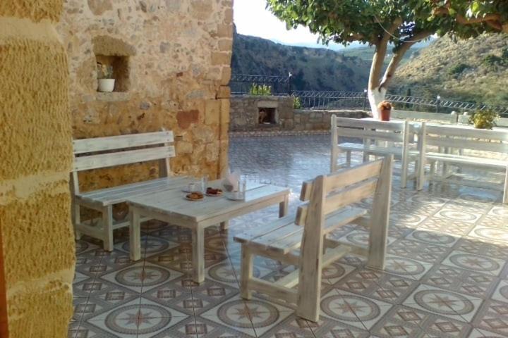 Luxurious Stone Apartment 2 Kera  Exterior photo
